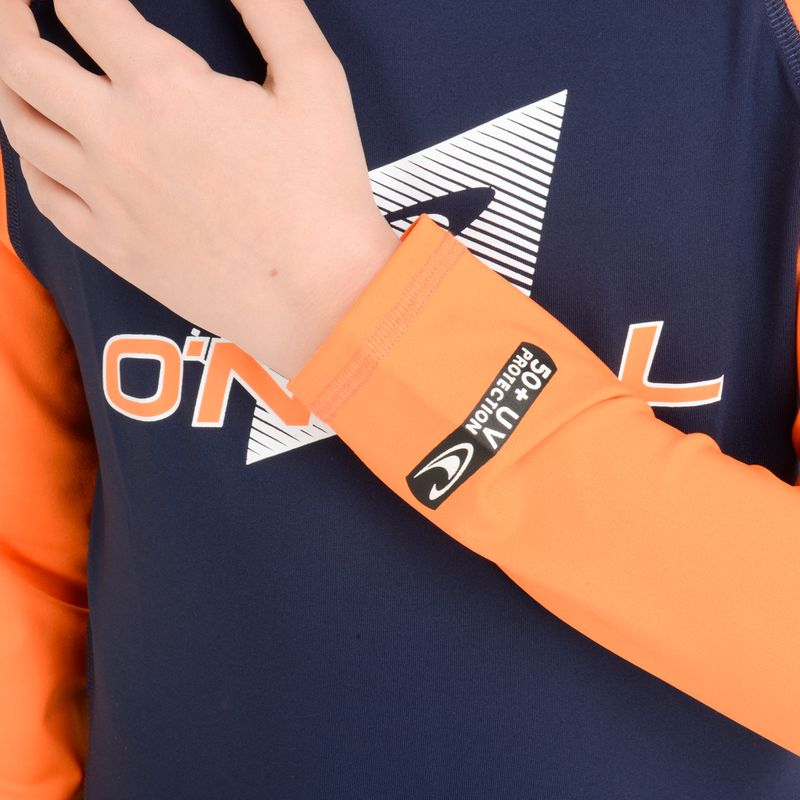 label-4