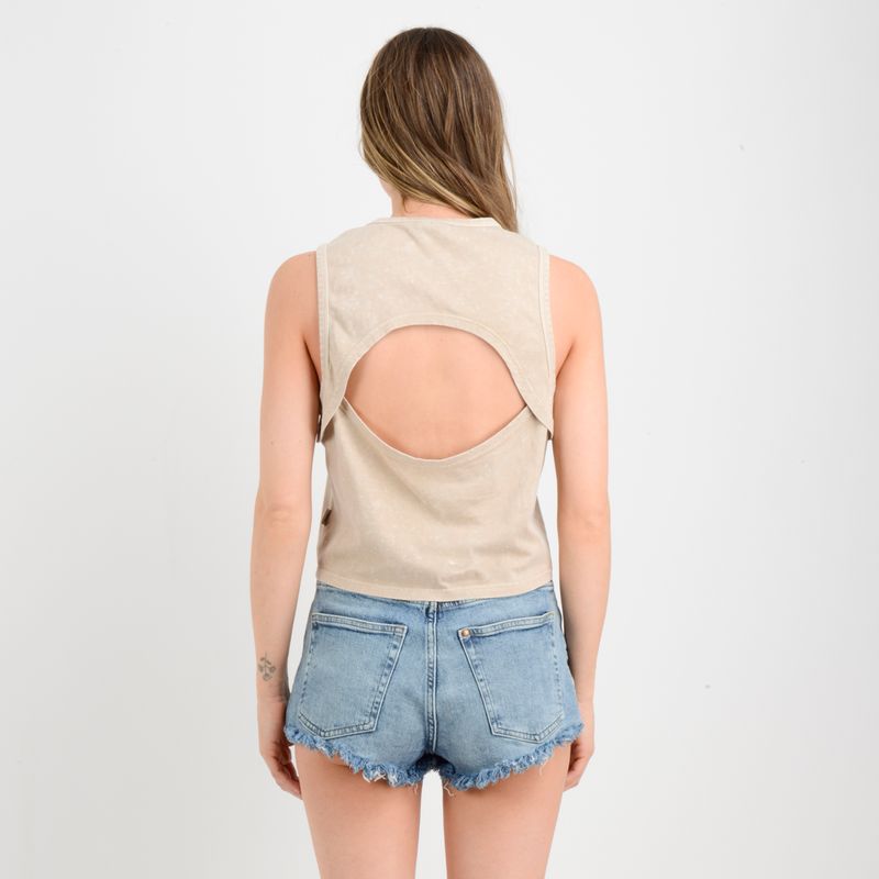 label-3