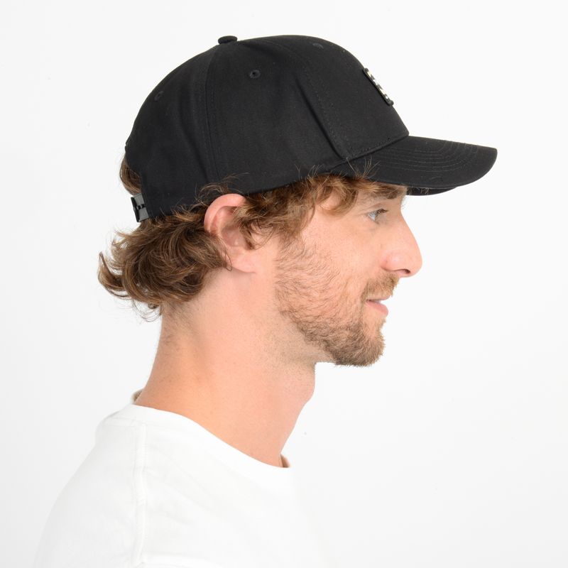 label-3