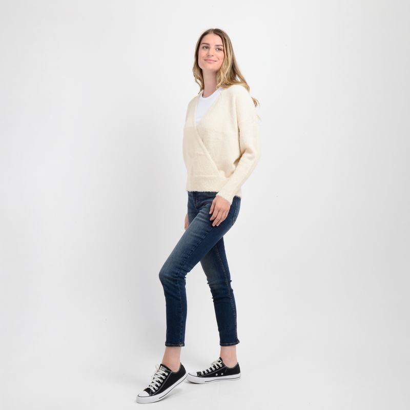 label-3