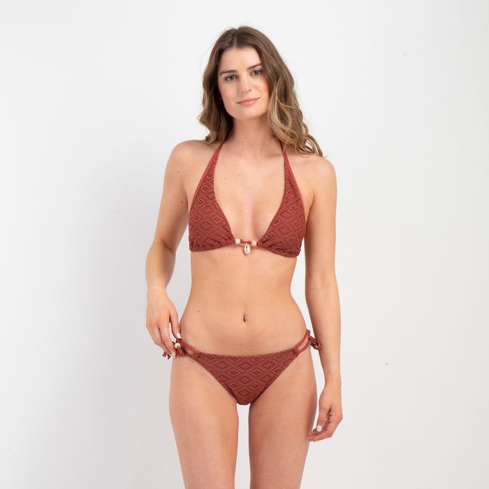 BIKINI LEAH CAFÉ