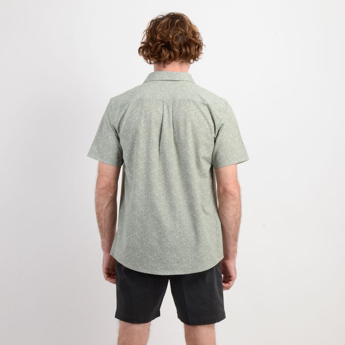 CAMISA MANGA CORTA TRVLR TRAVERSE FLORAL VERDE