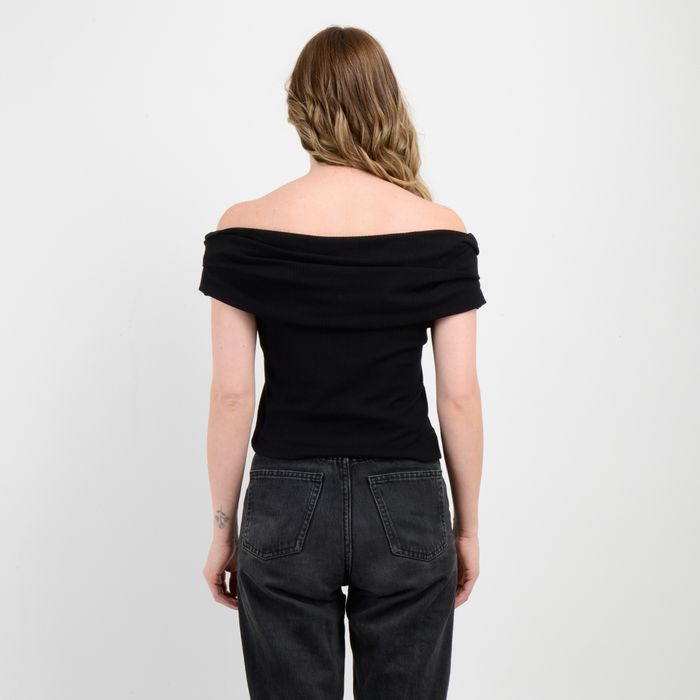 POLERA SIN MANGAS DEVY NEGRO