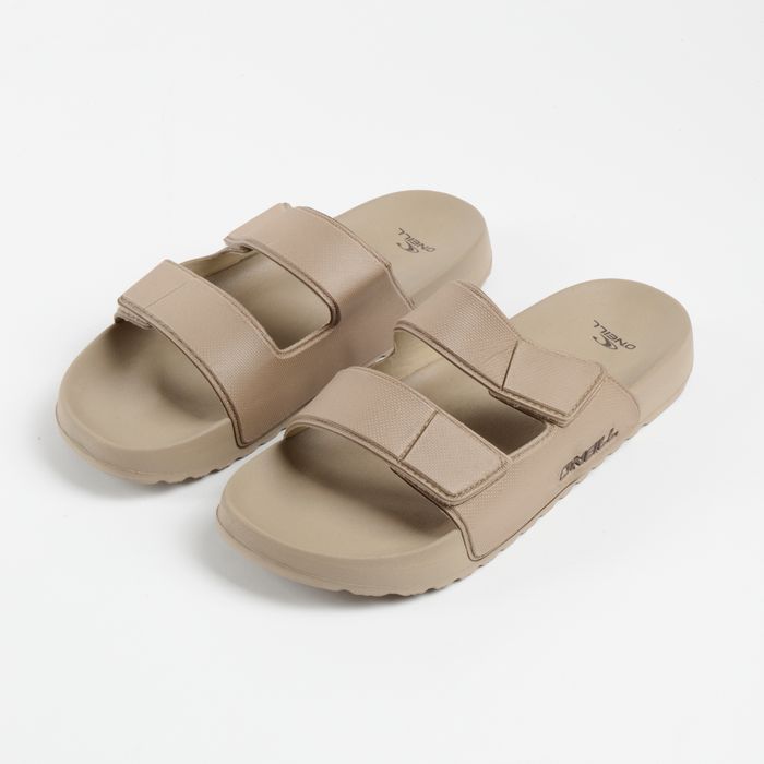 SANDALIA COWELL SAND II CAFÉ