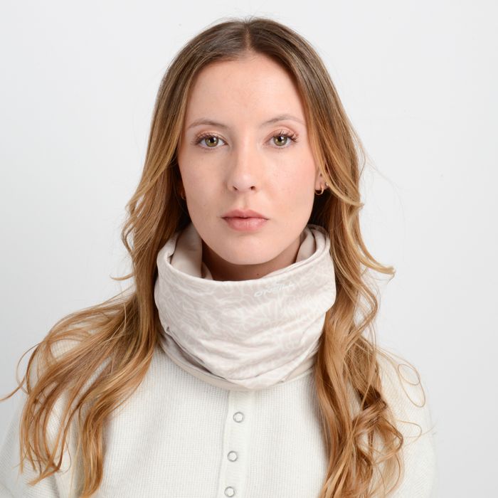 CUELLO MACARON BEIGE CLARO