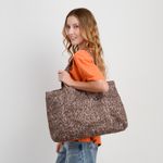 i26mu063002-250-03
