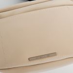 i26mu063001-250-05